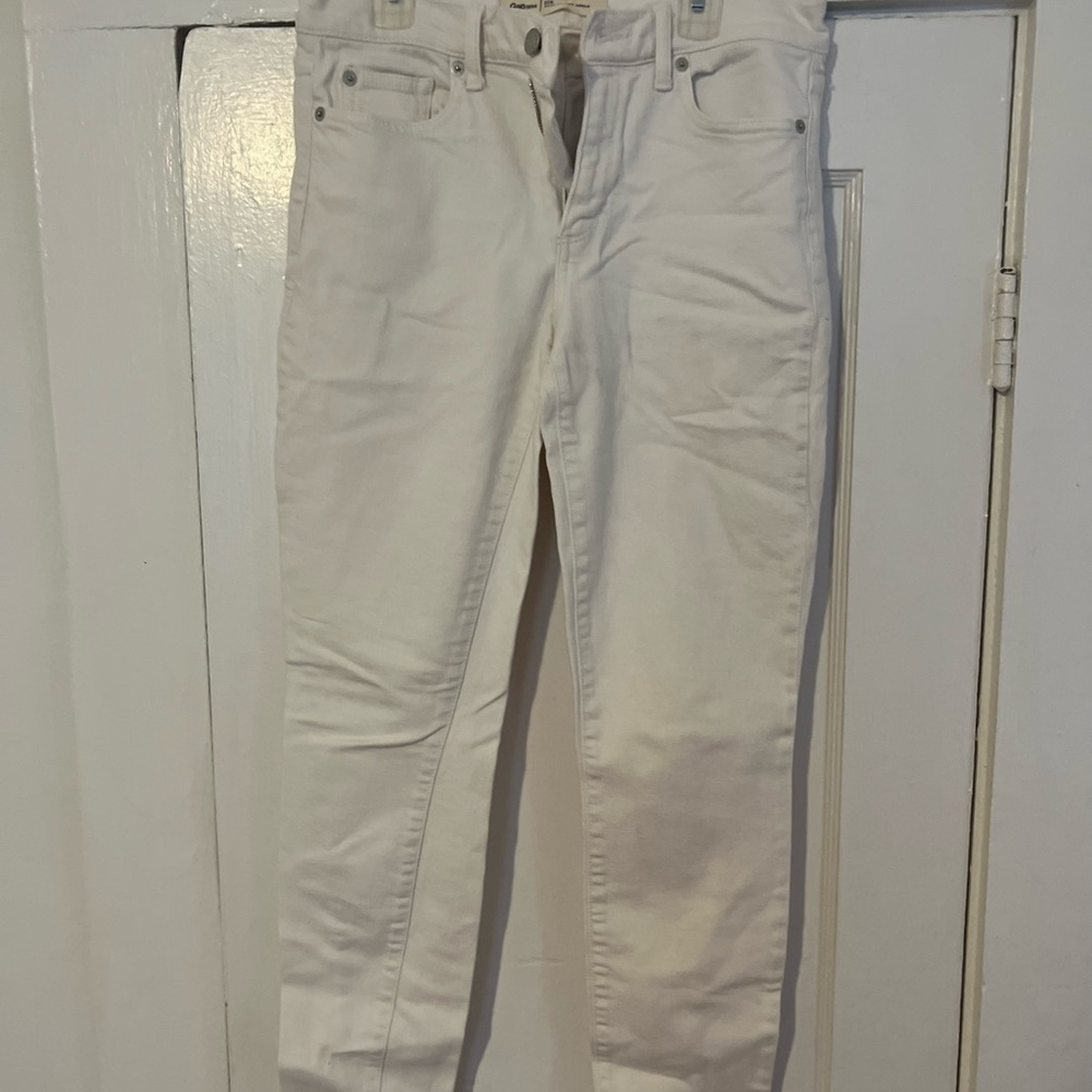 Gap white skinny jeans